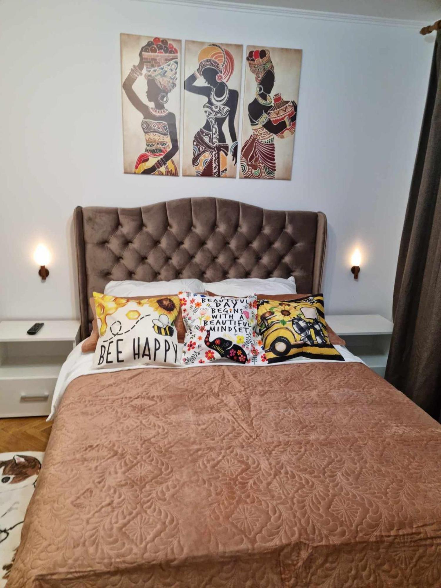 Lovely 2 Bedrooms Flat Cornelia- Central Corabia Luaran gambar